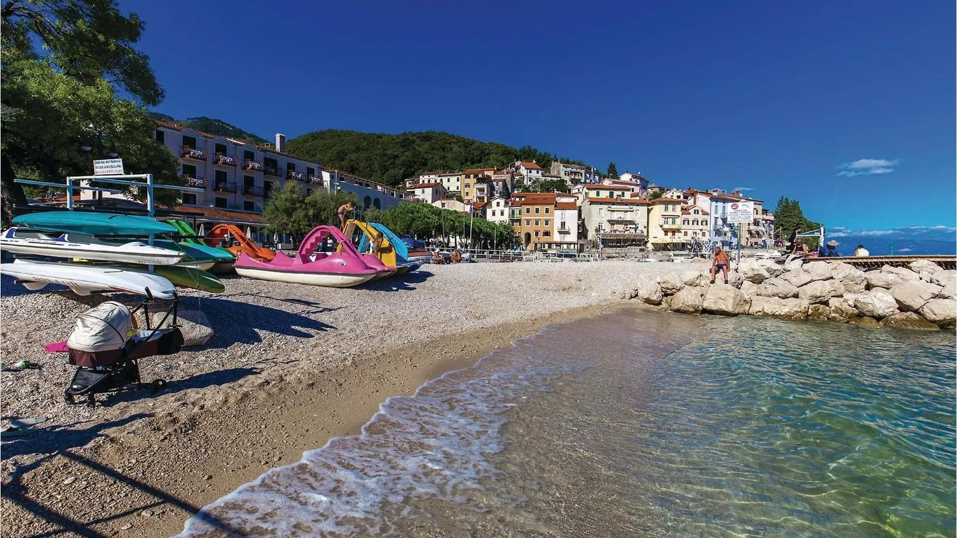 Beach Front Apartment In Mošćenička Draga